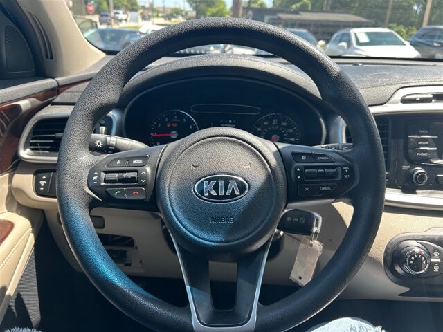 2017 Kia Sorento in Greenville, SC 29607 - 18087670 39