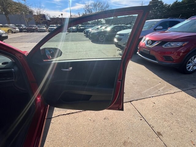 2019 Kia Rio in Greenville, SC 29607 - 18087672 13