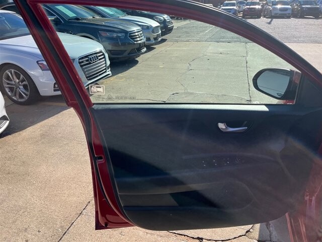 2019 Kia Rio in Greenville, SC 29607 - 18087672 21