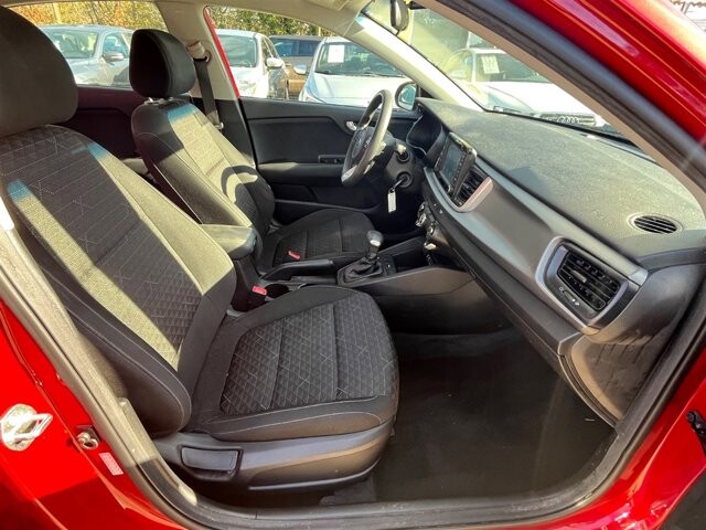 2019 Kia Rio in Greenville, SC 29607 - 18087672 12