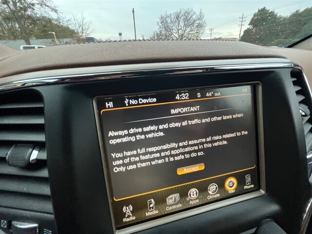 2016 Jeep Grand Cherokee in Greenville, SC 29607 - 18087677 40