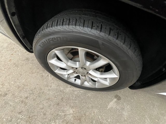 2016 Jeep Grand Cherokee in Greenville, SC 29607 - 18087677 10