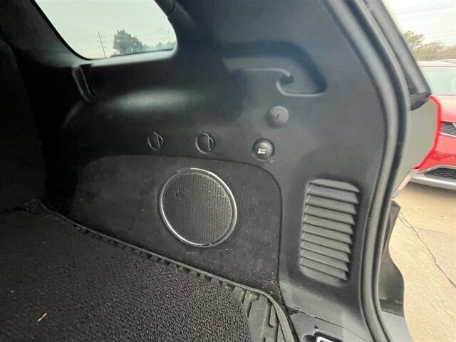 2016 Jeep Grand Cherokee in Greenville, SC 29607 - 18087677 21