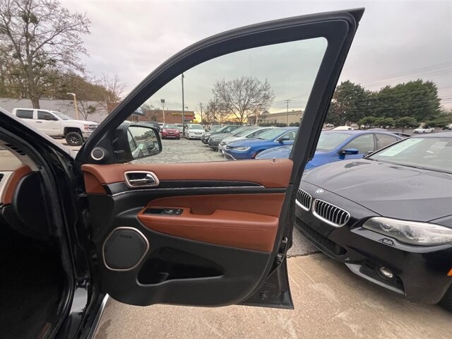 2016 Jeep Grand Cherokee in Greenville, SC 29607 - 18087677 12