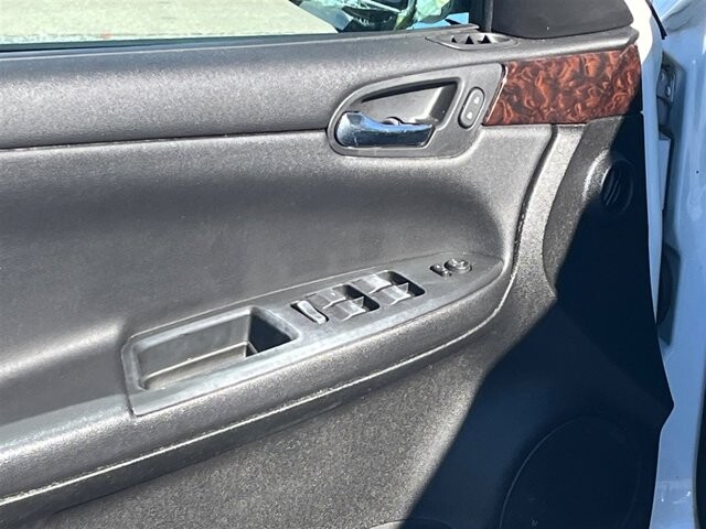 2012 Chevrolet Impala in Greenville, SC 29607 - 18087683 27