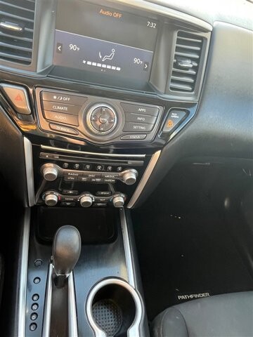 2019 Nissan Pathfinder in Greenville, SC 29607 - 18087685 35