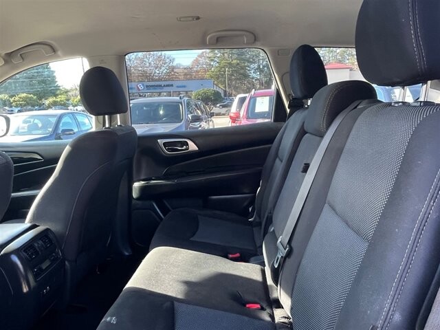 2019 Nissan Pathfinder in Greenville, SC 29607 - 18087685 27