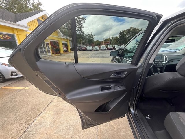 2018 Chevrolet Equinox in Greenville, SC 29607 - 18087692 27