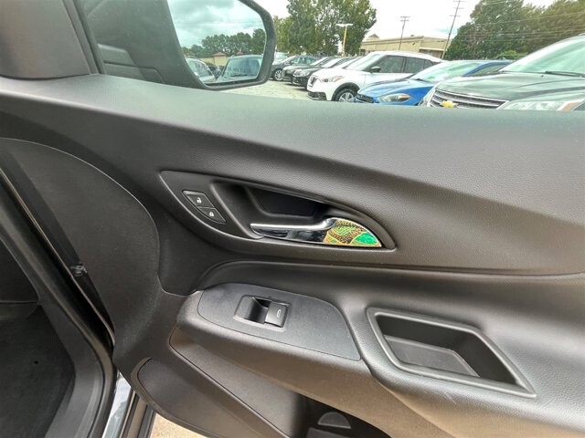 2018 Chevrolet Equinox in Greenville, SC 29607 - 18087692 14