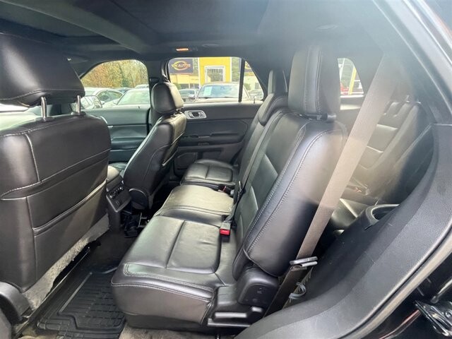 2015 Ford Explorer in Greenville, SC 29607 - 18087696 27