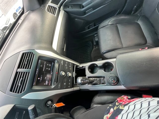 2015 Ford Explorer in Greenville, SC 29607 - 18087696 36