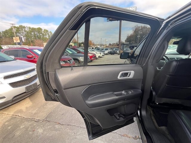 2015 Ford Explorer in Greenville, SC 29607 - 18087696 23