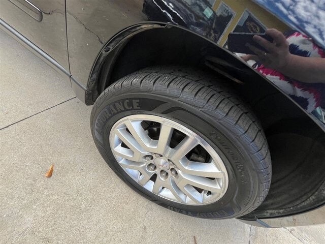 2016 GMC Acadia in Greenville, SC 29607 - 18087697 9