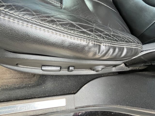 2016 GMC Acadia in Greenville, SC 29607 - 18087697 31