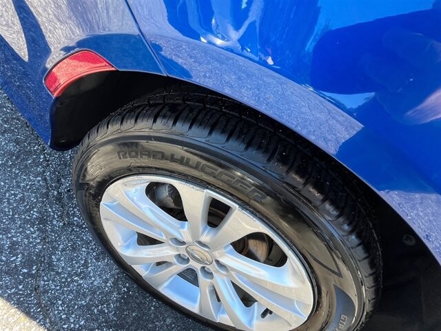 2015 Chrysler 200 in Greenville, SC 29607 - 18087699 8