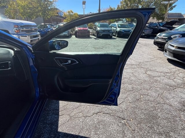 2015 Chrysler 200 in Greenville, SC 29607 - 18087699 11