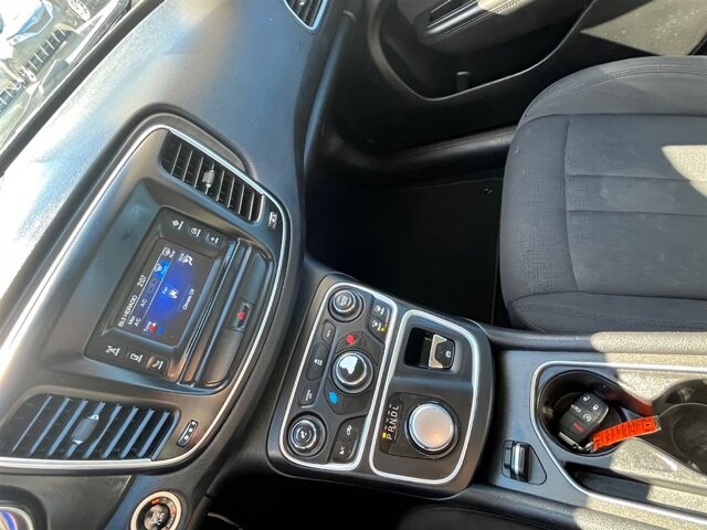 2015 Chrysler 200 in Greenville, SC 29607 - 18087699 37