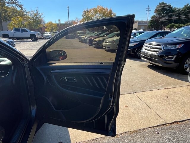 2015 Ford Taurus in Greenville, SC 29607 - 18087702 13
