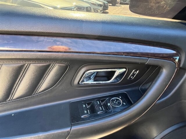 2015 Ford Taurus in Greenville, SC 29607 - 18087702 30