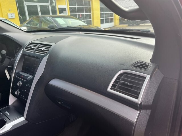 2013 Ford Explorer in Greenville, SC 29607 - 18087710 17