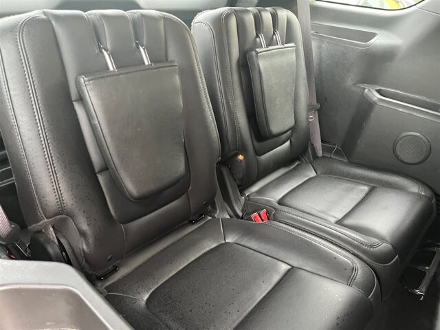 2013 Ford Explorer in Greenville, SC 29607 - 18087710 22