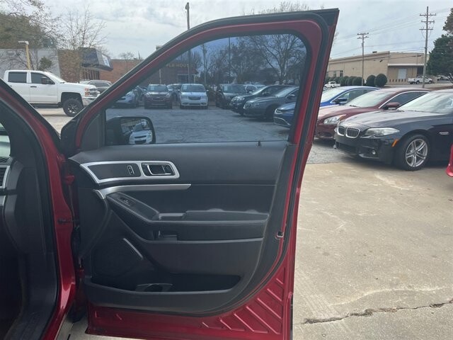 2013 Ford Explorer in Greenville, SC 29607 - 18087710 13