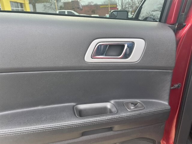 2013 Ford Explorer in Greenville, SC 29607 - 18087710 26