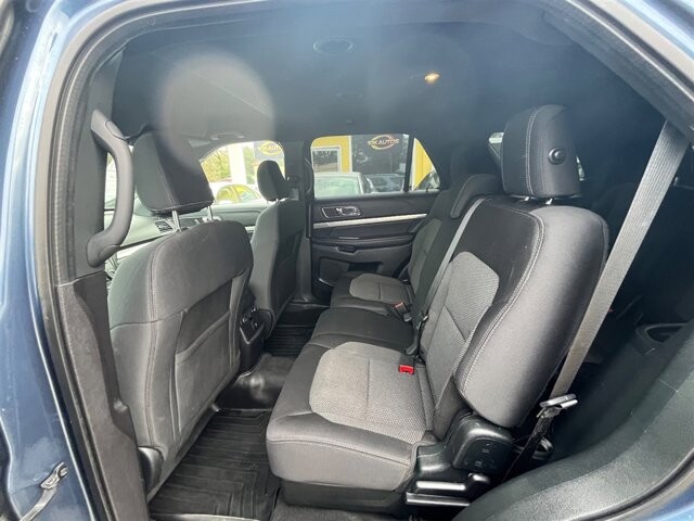 2018 Ford Explorer in Greenville, SC 29607 - 18087712 31