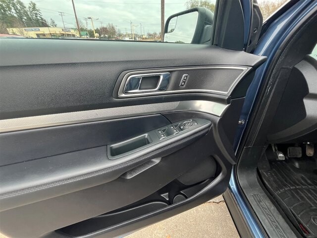 2018 Ford Explorer in Greenville, SC 29607 - 18087712 33