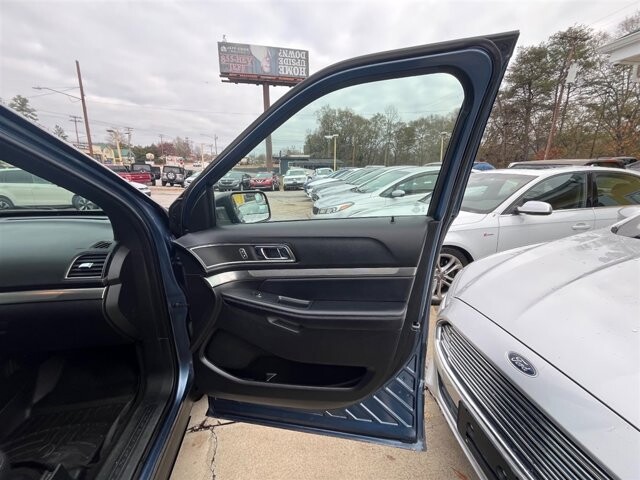 2018 Ford Explorer in Greenville, SC 29607 - 18087712 11