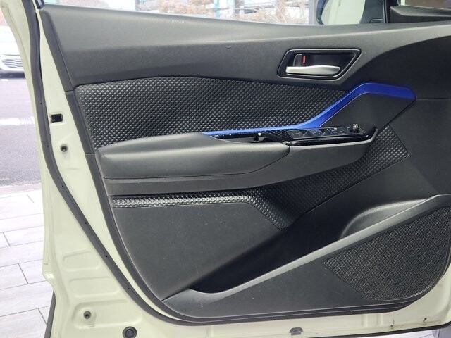 2021 Toyota C-HR in Cinnaminson, NJ 08077 - 18087713 10