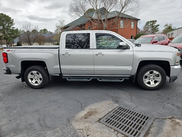 2018 Chevrolet Silverado 1500 in Virginia Beach, VA 23464 - 18087714 5