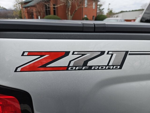 2018 Chevrolet Silverado 1500 in Virginia Beach, VA 23464 - 18087714 11