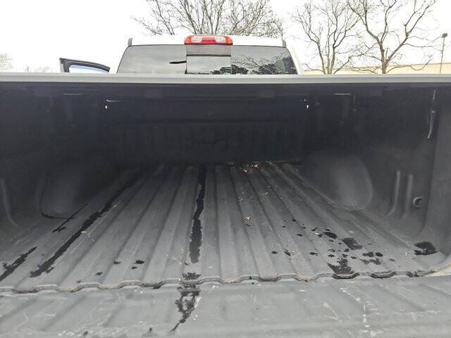 2018 Chevrolet Silverado 1500 in Virginia Beach, VA 23464 - 18087714 13