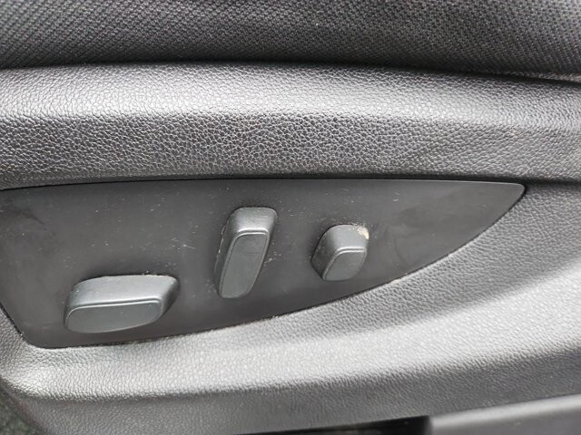 2018 Chevrolet Silverado 1500 in Virginia Beach, VA 23464 - 18087714 17