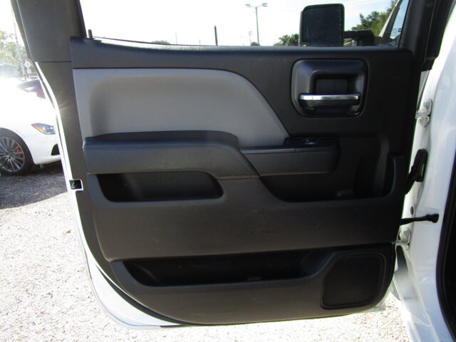 2019 Chevrolet Silverado 2500 in Tampa, FL 33604-6914 - 18087715 17