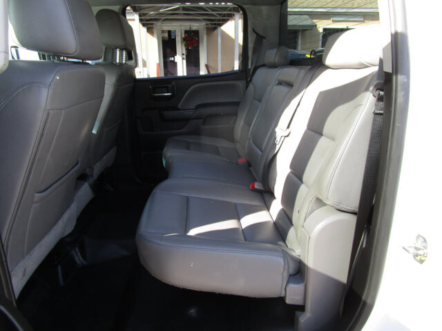 2019 Chevrolet Silverado 2500 in Tampa, FL 33604-6914 - 18087715 10