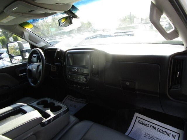 2019 Chevrolet Silverado 2500 in Tampa, FL 33604-6914 - 18087715 11
