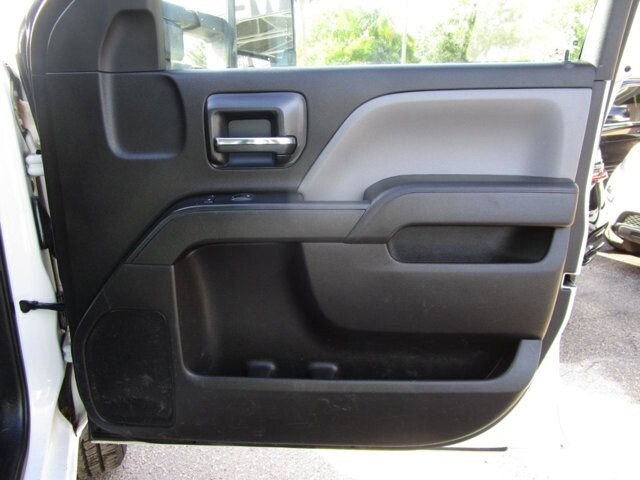 2019 Chevrolet Silverado 2500 in Tampa, FL 33604-6914 - 18087715 16