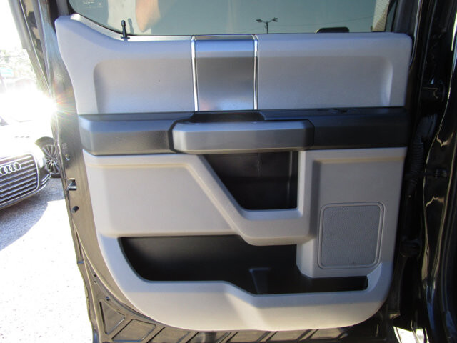 2018 Ford F150 in Tampa, FL 33604-6914 - 18087716 17