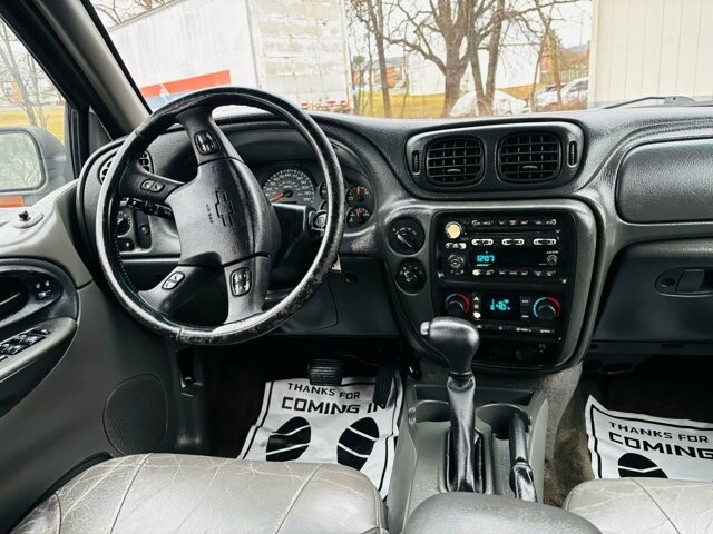 2004 Chevrolet TrailBlazer in Harrisonburg, VA 22801 - 18087718 9