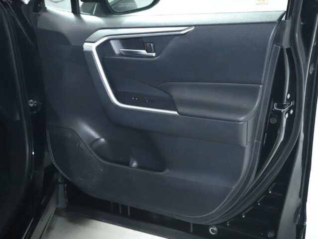 2020 Toyota RAV4 in Bedford, OH 44146 - 18087720 33