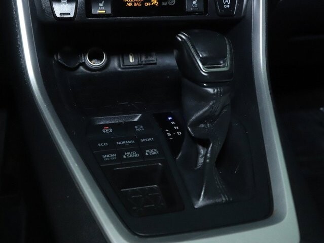 2020 Toyota RAV4 in Bedford, OH 44146 - 18087720 27