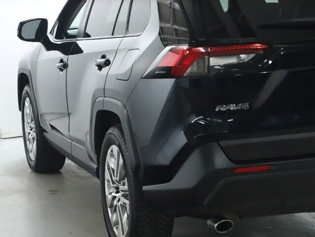 2020 Toyota RAV4 in Bedford, OH 44146 - 18087720 41
