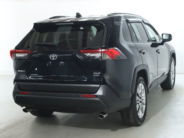 2020 Toyota RAV4 in Bedford, OH 44146 - 18087720 46