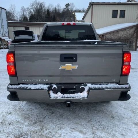 2017 Chevrolet Silverado 1500 in Wadena, MN 56482 - 18087735 4