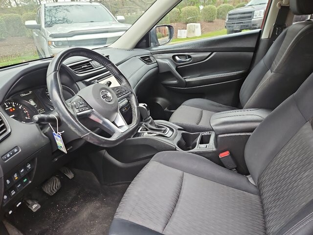 2017 Nissan Rogue in Virginia Beach, VA 23464 - 18087738 10