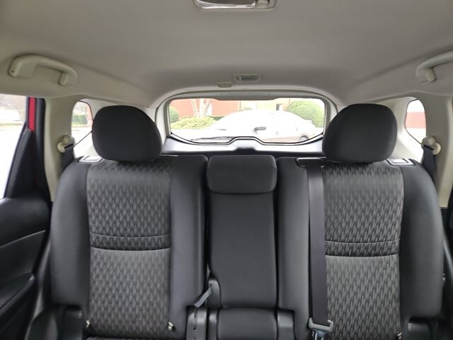 2017 Nissan Rogue in Virginia Beach, VA 23464 - 18087738 25