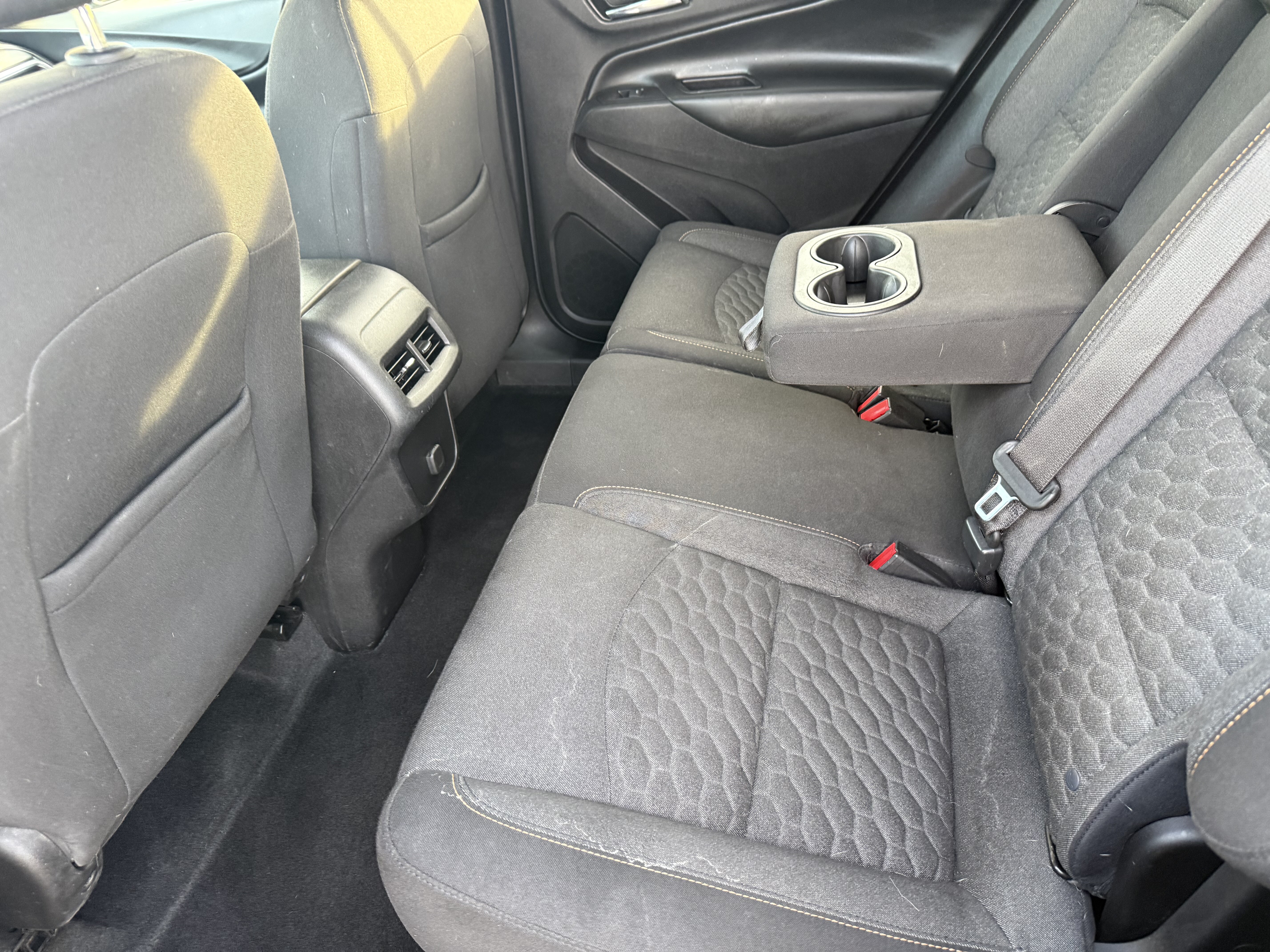 2018 Chevrolet Equinox in Phoenix, AZ 85022 - 18087739 8