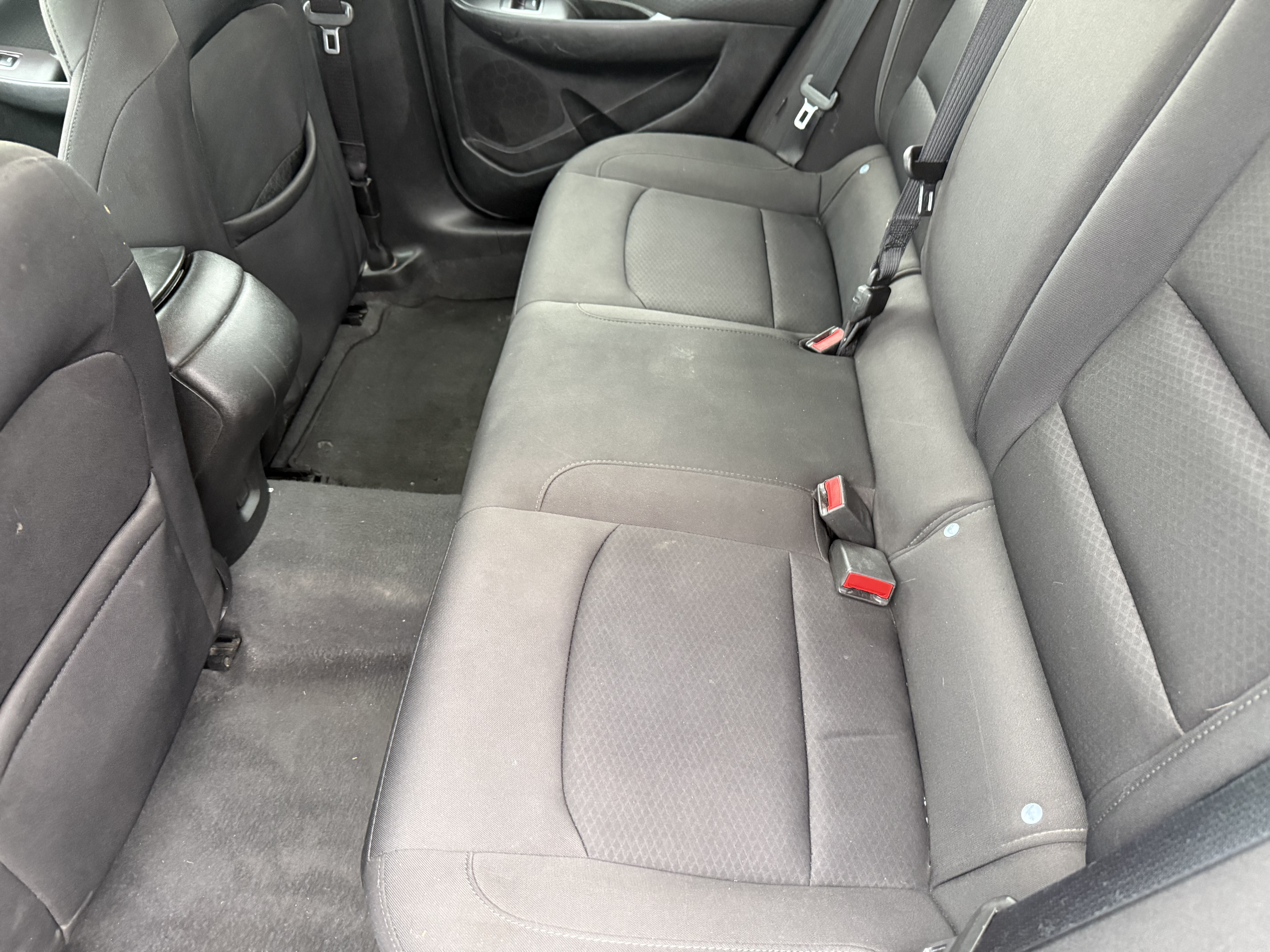 2019 Chevrolet Malibu in Phoenix, AZ 85022 - 18087740 8